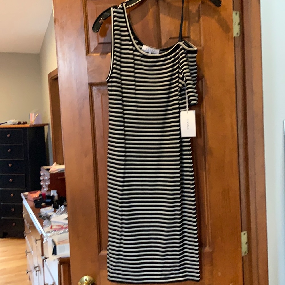 Frame NWT 1 shoulder t-dress black white stripe viscose spandex Size L
